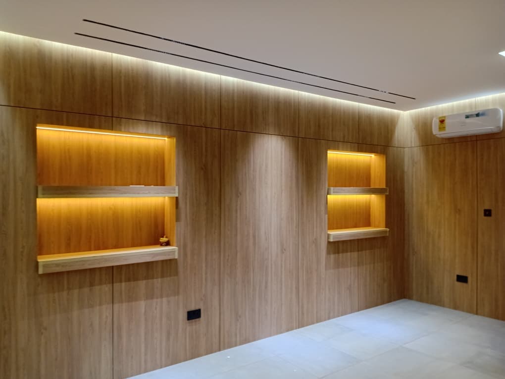 Kitchen Cabinets with LED Backsplash