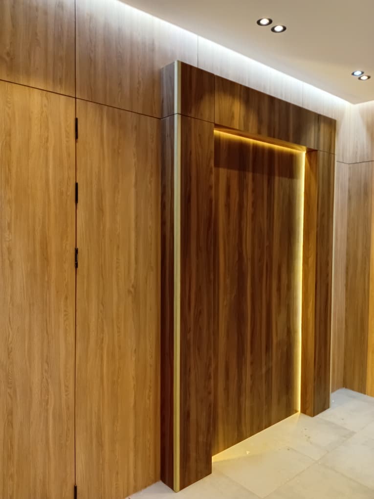 Modern Kitchen LED Glass Cabinets